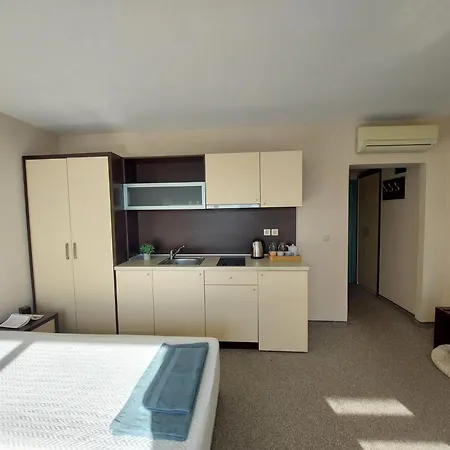 Berlin Golden Aparthotel